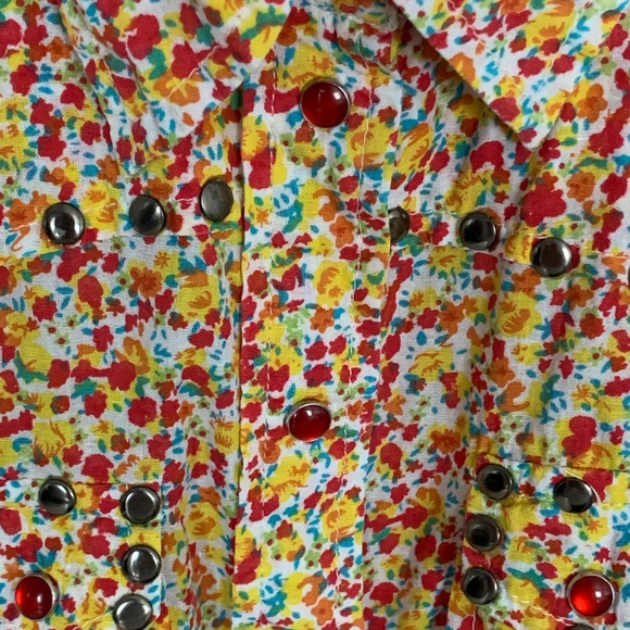 Romeo & Juliet couture junior size large button down shirt - Picture 3 of 9